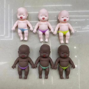 12cm Black and White Doll Squishy